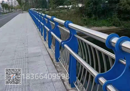 複合管（guǎn）景觀河道護欄